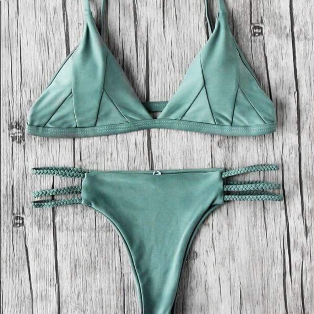brand new bikini set